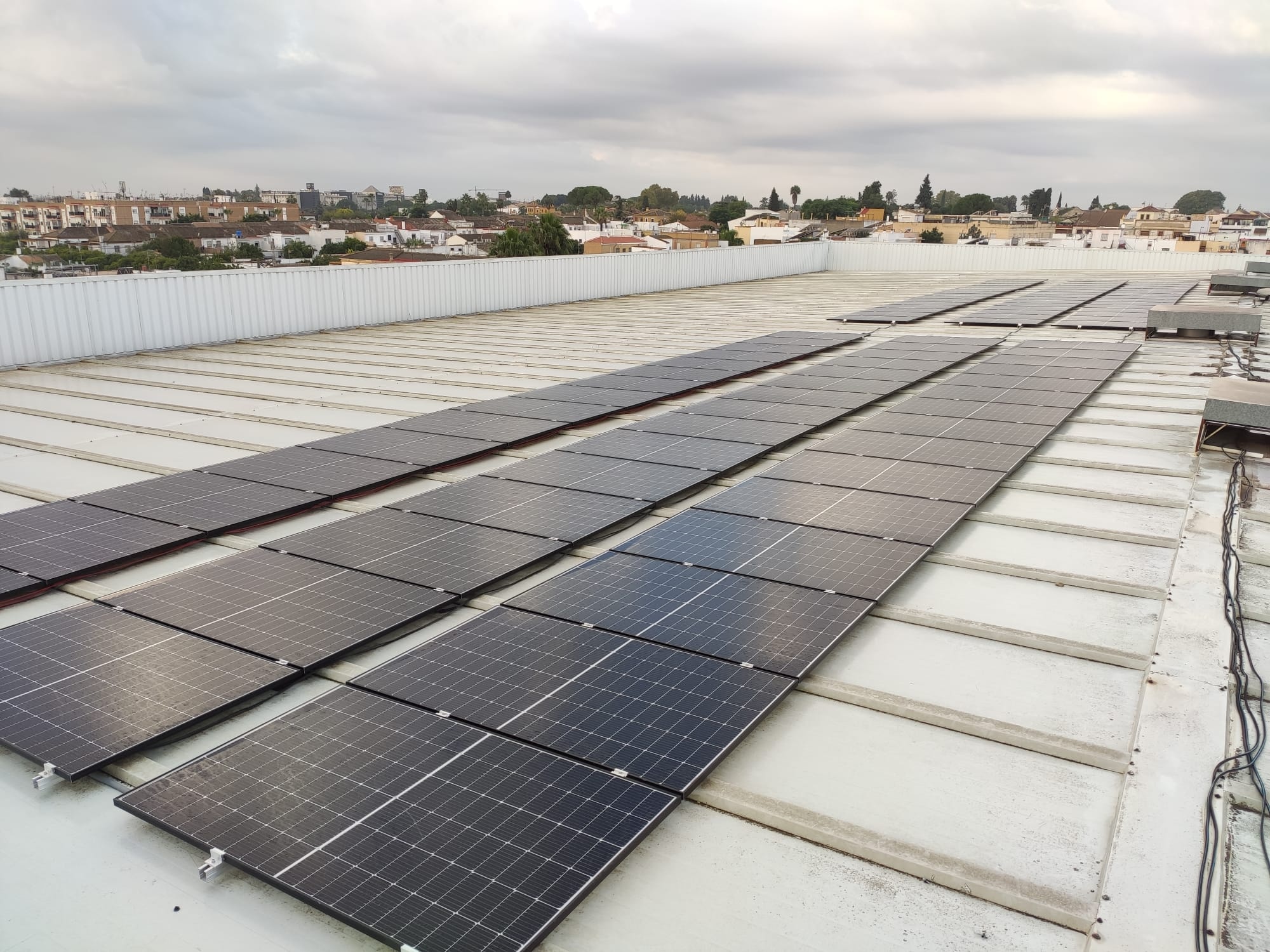 Placas solares OCT2024