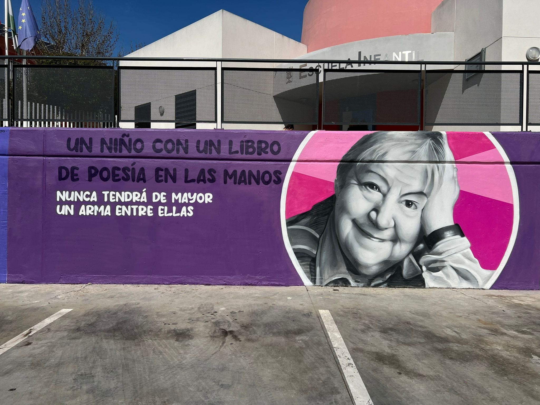 Gloria Fuertes en el Mural de la Igualdad