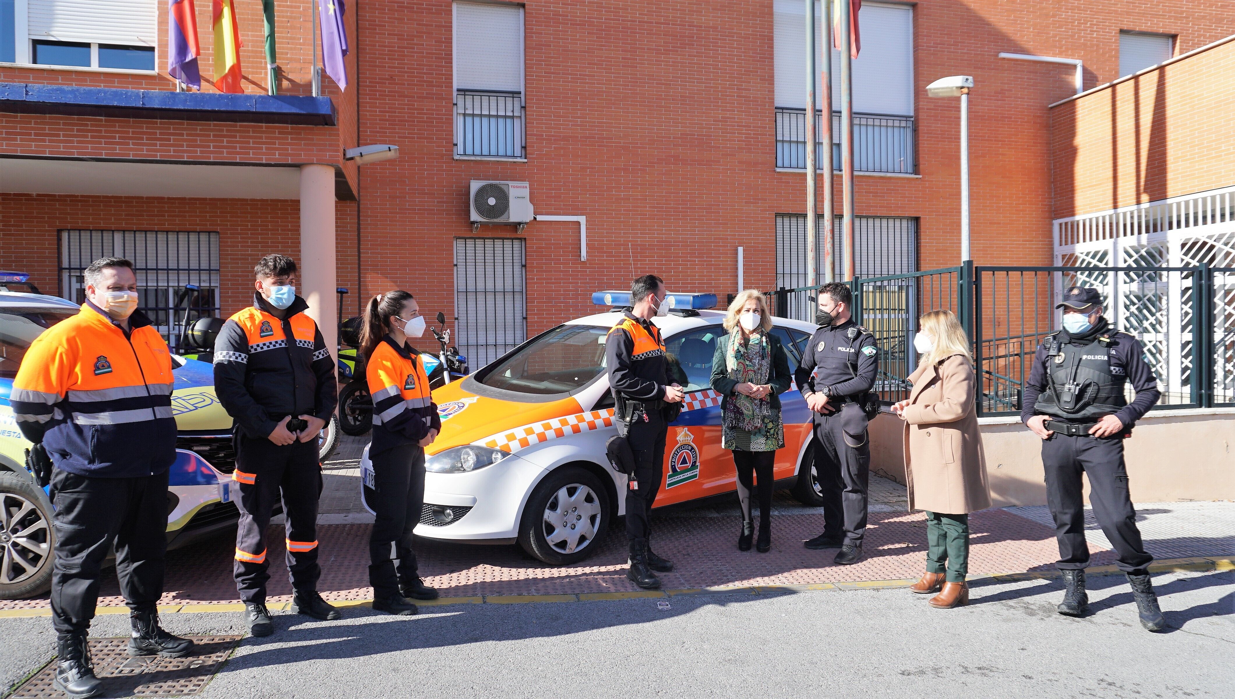 Entrega vehículo Protección Civil Enero214