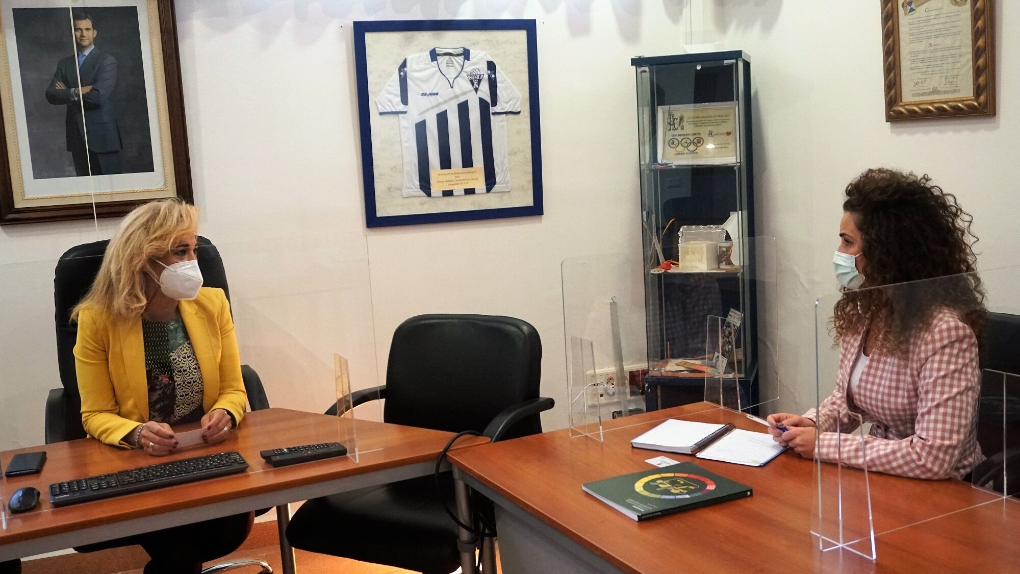 encuentro con directora de mercadonapq