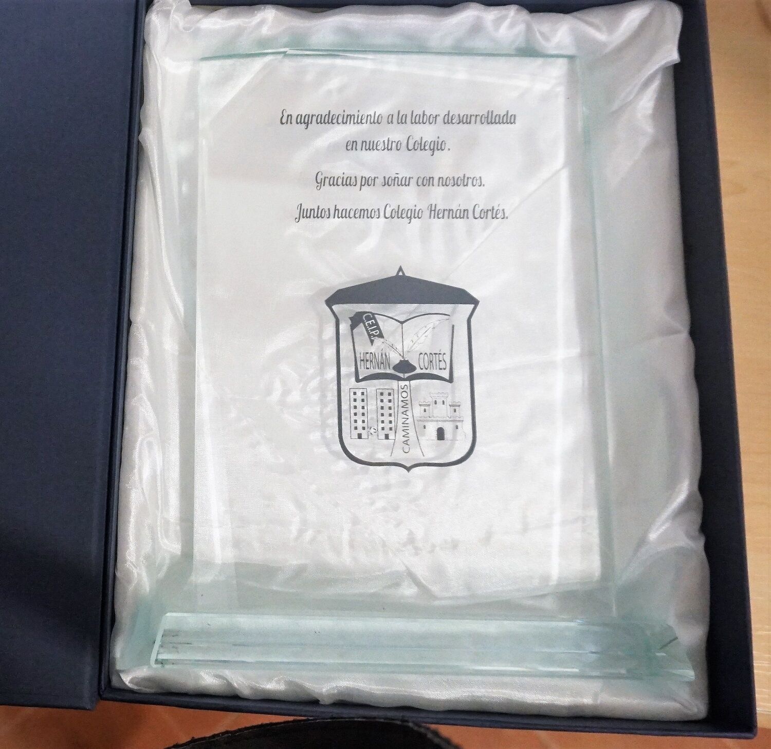 placa_homenaje_CEIPS Hernán Cortés