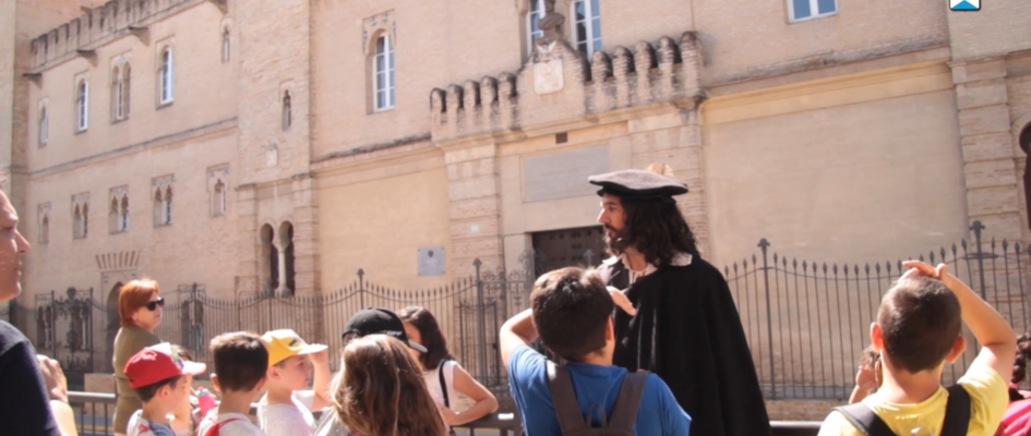 teatralización gloria fuertes